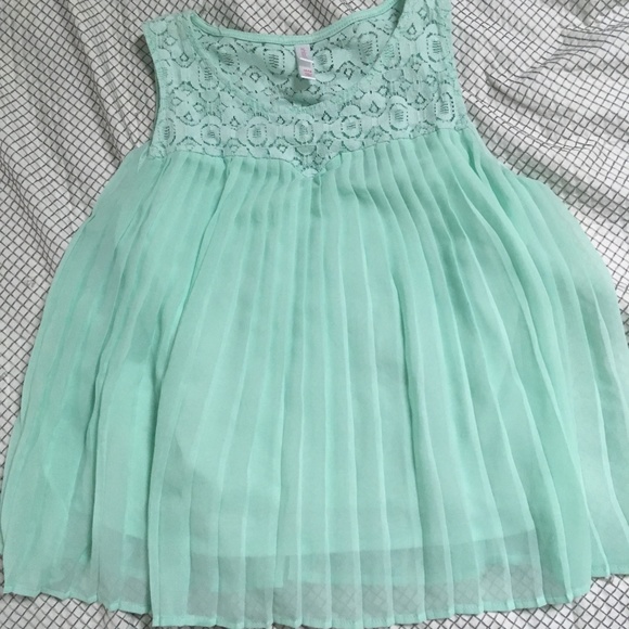 Tiffany Blue Pleated Top - Picture 1 of 3